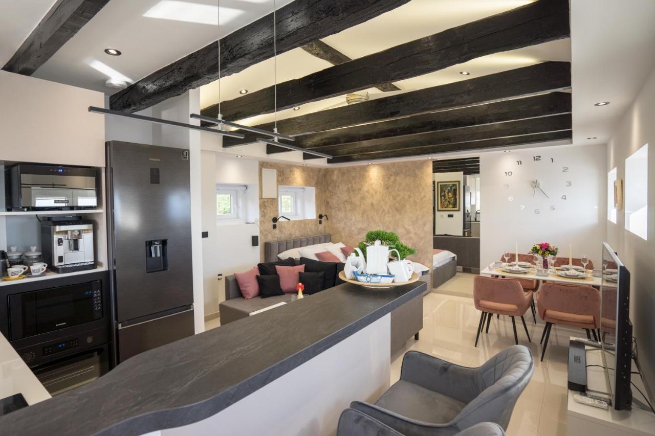 Studio Apartman Lenox Rijeka Eksteriør billede