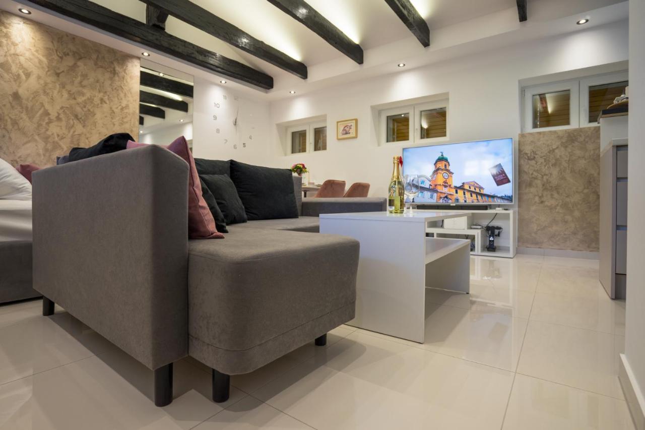 Studio Apartman Lenox Rijeka Eksteriør billede